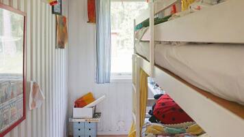 2 bedrooms