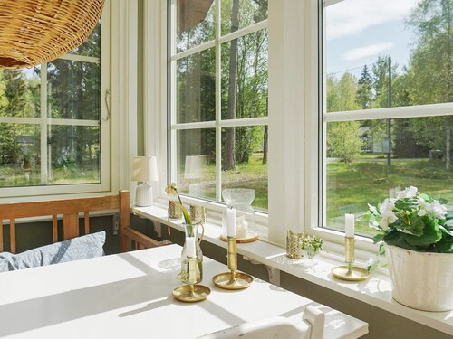 5 Person Holiday Home in Grisslehamn-by Traum