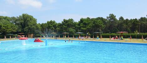 Bungalow | Pool | Outdoor pool