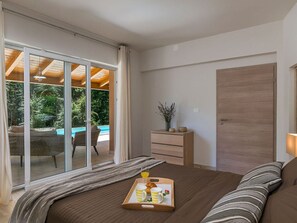 Villa | 4 sovrum, unika möbler och strykjärn/strykbräda
