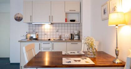 Hoppe 8 Modern Retreat