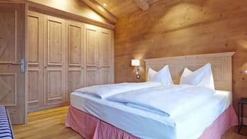 Chalet | 2 kamar tidur dan dilengkapi dengan perabotan berbeda-beda