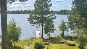House | Water view