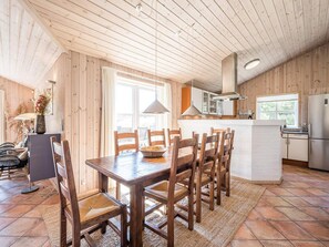 House | Dining - 8 Person Holiday Home in Blavand (Blavand)