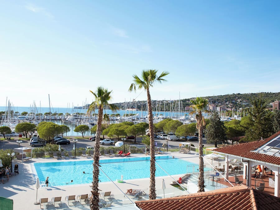 Seasonal outdoor pool