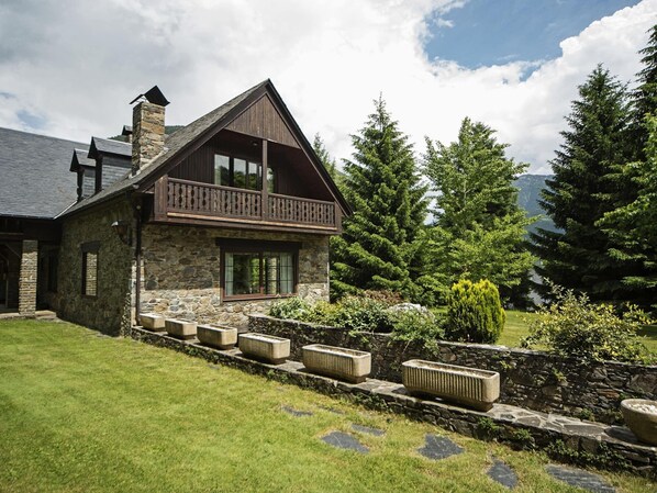 House | Exterior