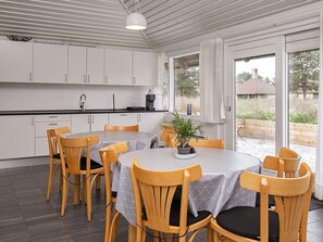 House | Dining