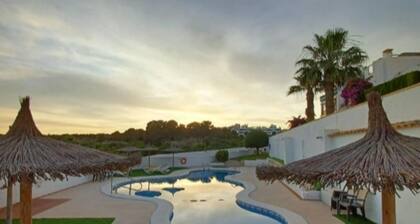 Belvilla by OYO Pera