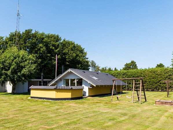 House | Children's area