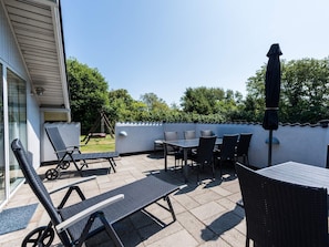 House | Exterior - 5 Person Holiday Home in Blavand (Blavand)
