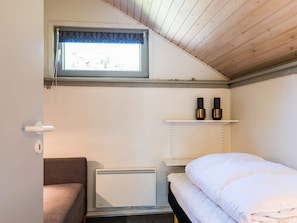 House - 5 Person Holiday Home in Blavand (Blavand)