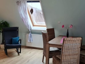 Dining - Nice Apartment in Bremerhaven (Bremerhaven)