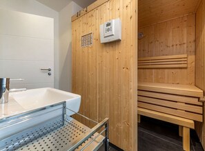 Sauna - Holiday Apartment Bw8, Apartment 5 (Breege)
