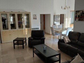 Leilighet | Oppholdsområde