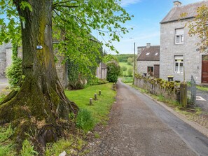 House | Exterior - Charming Holiday Home in Clavier With Garden (Clavier)