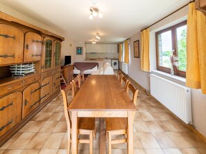 House | Dining - Charming Holiday Home in Clavier With Garden (Clavier)