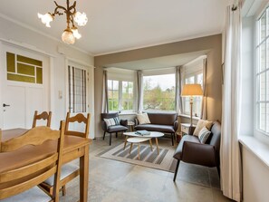 Villa | Dining - Villa in Koksijde Near Hoge Blekker Dunes (Koksijde)