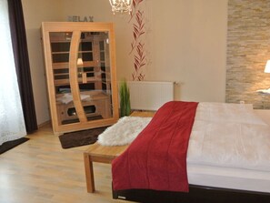House | 2 bedrooms, individually furnished, iron/ironing board