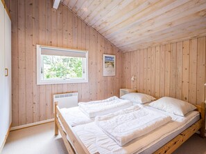 Room - 6 Person Holiday Home in Norre Nebel (Norre Nebel)