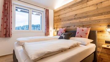 Căn hộ | 3 phòng ngủ, bộ trải giường