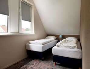 House | 3 bedrooms, individually furnished