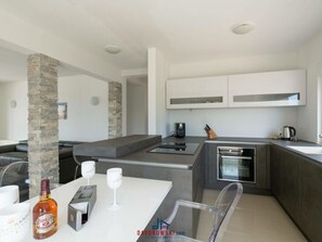 Villa | Eigene Küche