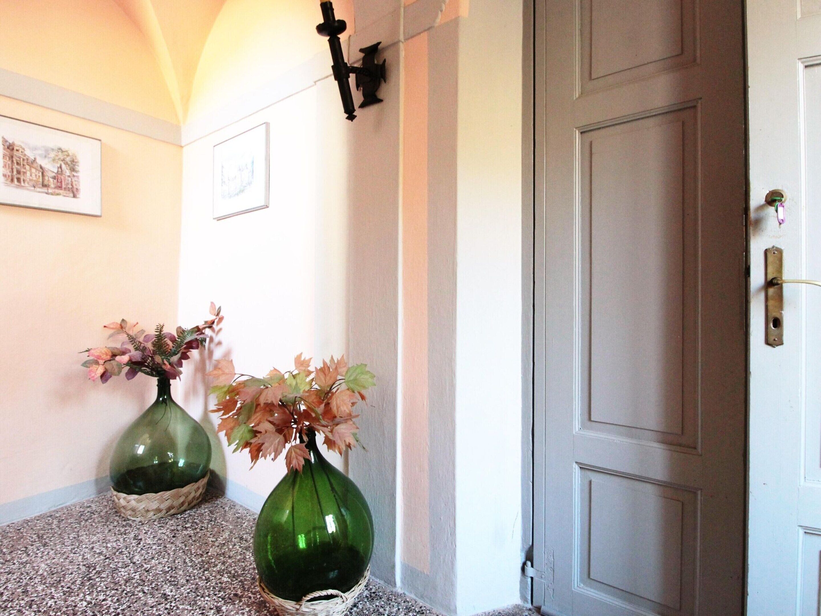 Apartment | Reception