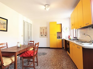 Apartment | Private kitchen