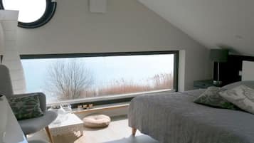 Apartment | 3 bedrooms, individually furnished, iron/ironing board