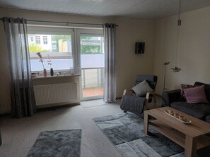 Living area - Holiday Apartment Donner (Wilhelmshaven)