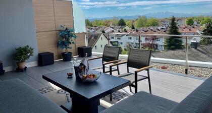 Penthouse Apartment mit Alpenblick