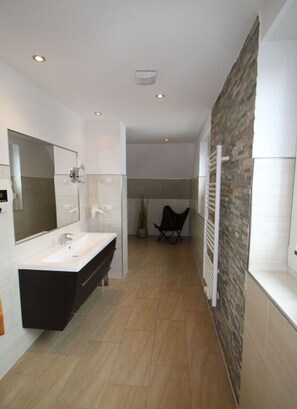 House - Casa Fortuna Modern Retreat (Goehren-Lebbin)