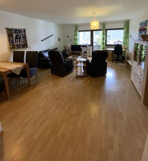 Interior - Yvonne Comfortable Holiday Residence (Titisee-Neustadt)