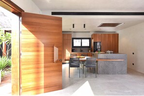 House | Reception
