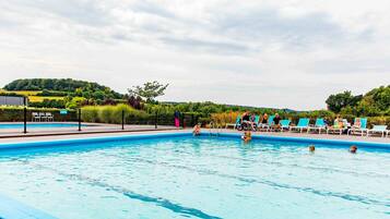 Chalet | Kolam renang | Kolam renang outdoor dan sebuah kolam renang air hangat