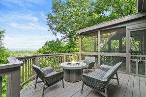 Property grounds - Mountain Laurel Lodge in Big Canoe with mountain views and game room! (Jasper)