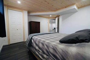 4 Schlafzimmer, Schreibtisch, kostenloses WLAN, Bettwäsche