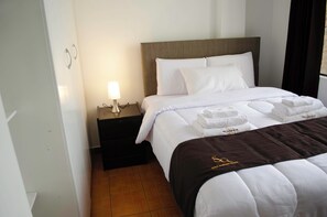 In-room safe, individually decorated, desk, laptop workspace - SOUL GARDEN HOTEL (Arequipa)