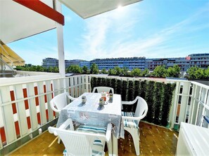 Apartment | Balcony