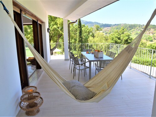 Belvilla by OYO Villa Alexa Sei