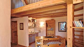 Apartment | Private kitchen