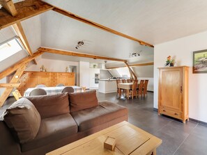 Living area - Cottage on Sheep Farm With Gelateria (Merksplas)