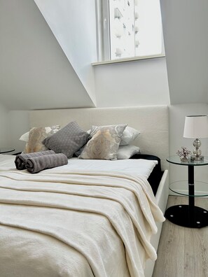 3 habitaciones, escritorio y insonorización