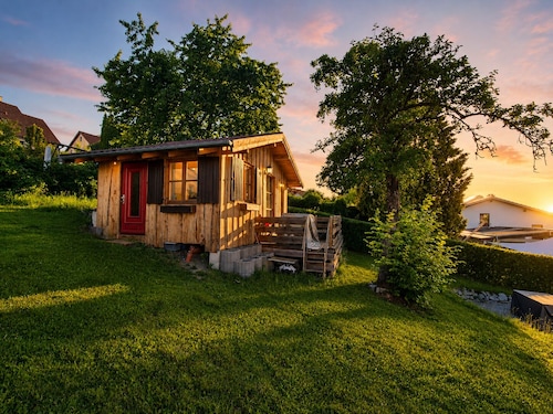 Gemütliches und liebevoll gestaltetes Holzhaus mit großem Grundstück 