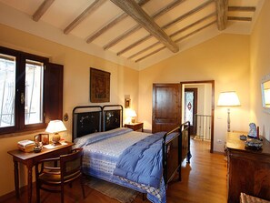 Villa | 5 Schlafzimmer, individuell eingerichtet, Bettwäsche