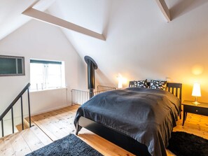 2 bedrooms, individually furnished - 4 Person Holiday Home in Vejers Strand (Vejers Strand)