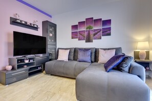 Apartment | Living room - Apartment in Croatia Near the Adriatic Coast (Medulin)