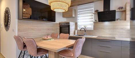 Leilighet | 1 soverom, strykejern/-brett og sengetøy