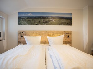 Apartment | 1 bedroom, bed sheets - Moderne Wohnung in Neuastenberg mit Balkon (Winterberg)