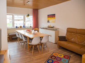 Dining - Sonnengarten Comfortable Holiday Residence (Allersberg)